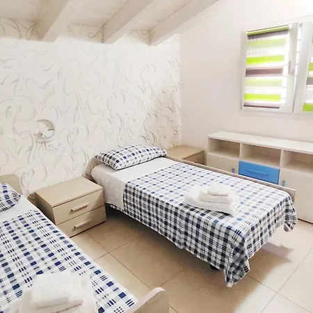 U Futtinu House